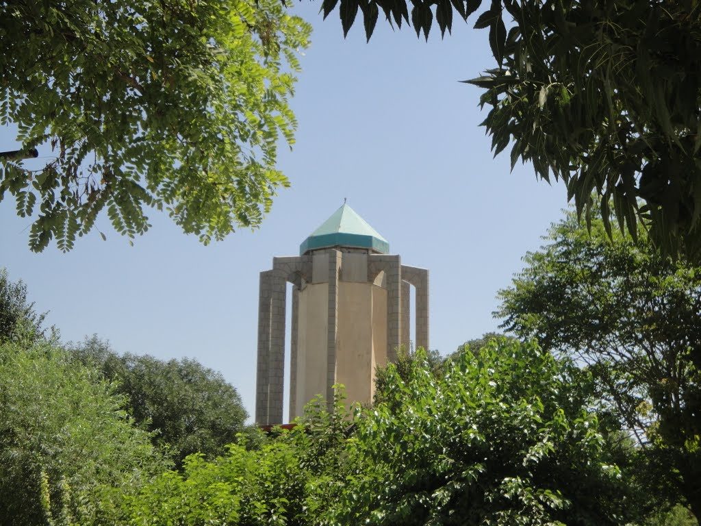 Baba Taher Mausoleum, Hamadan
