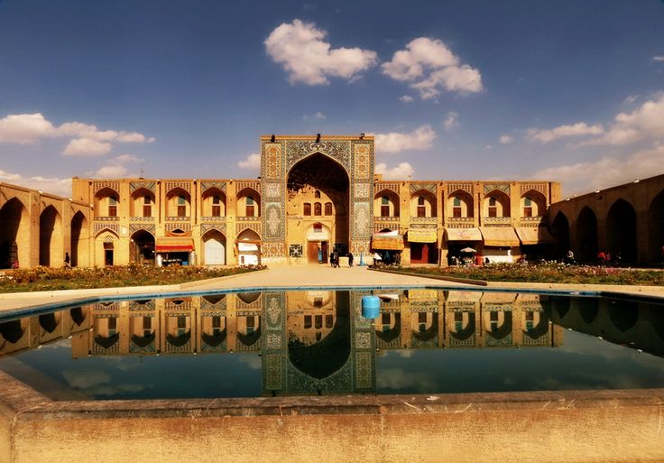 Kerman-Bazaar-PersiaTours