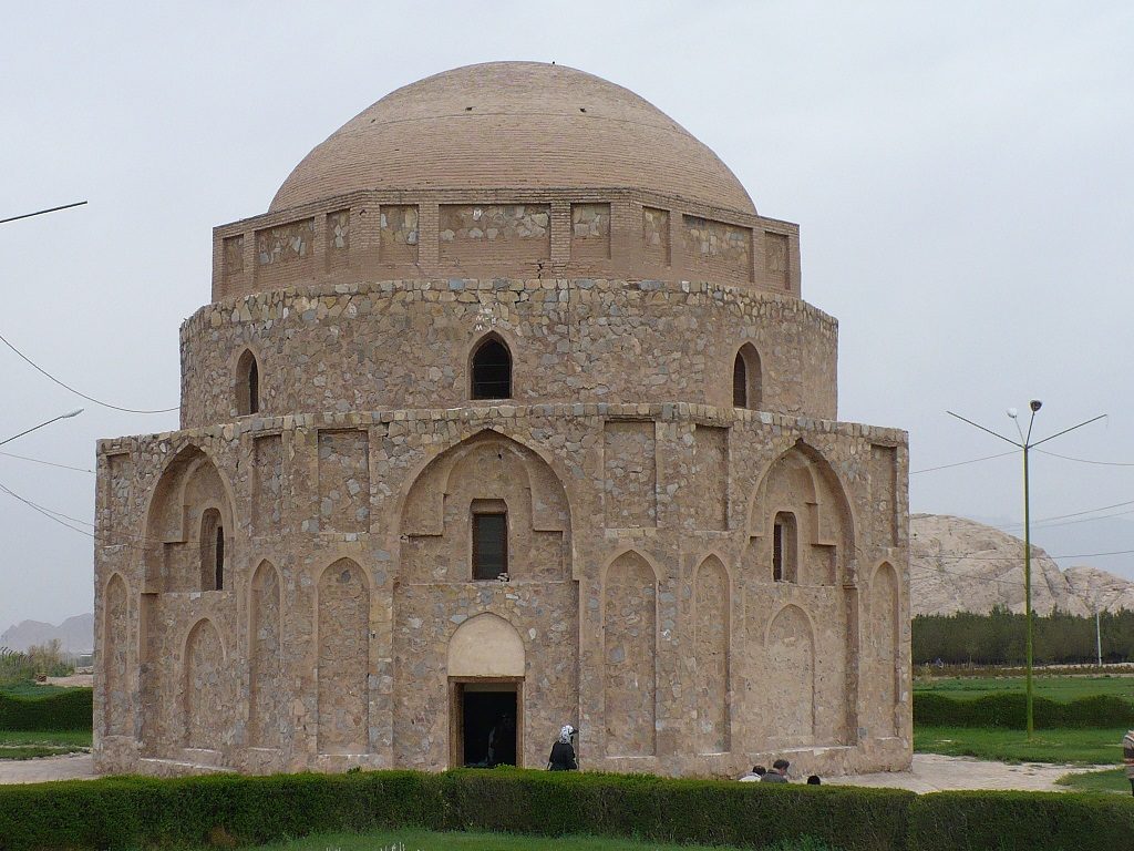 Kerman-Gonbad-Jabalieh-PersiaTours